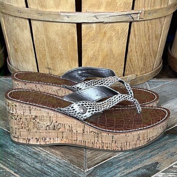 Sam Edelman Romy Metallic Snakeskin Leather Cork Wedge Thong Sandal Women Size 8 - Picture 1 of 11